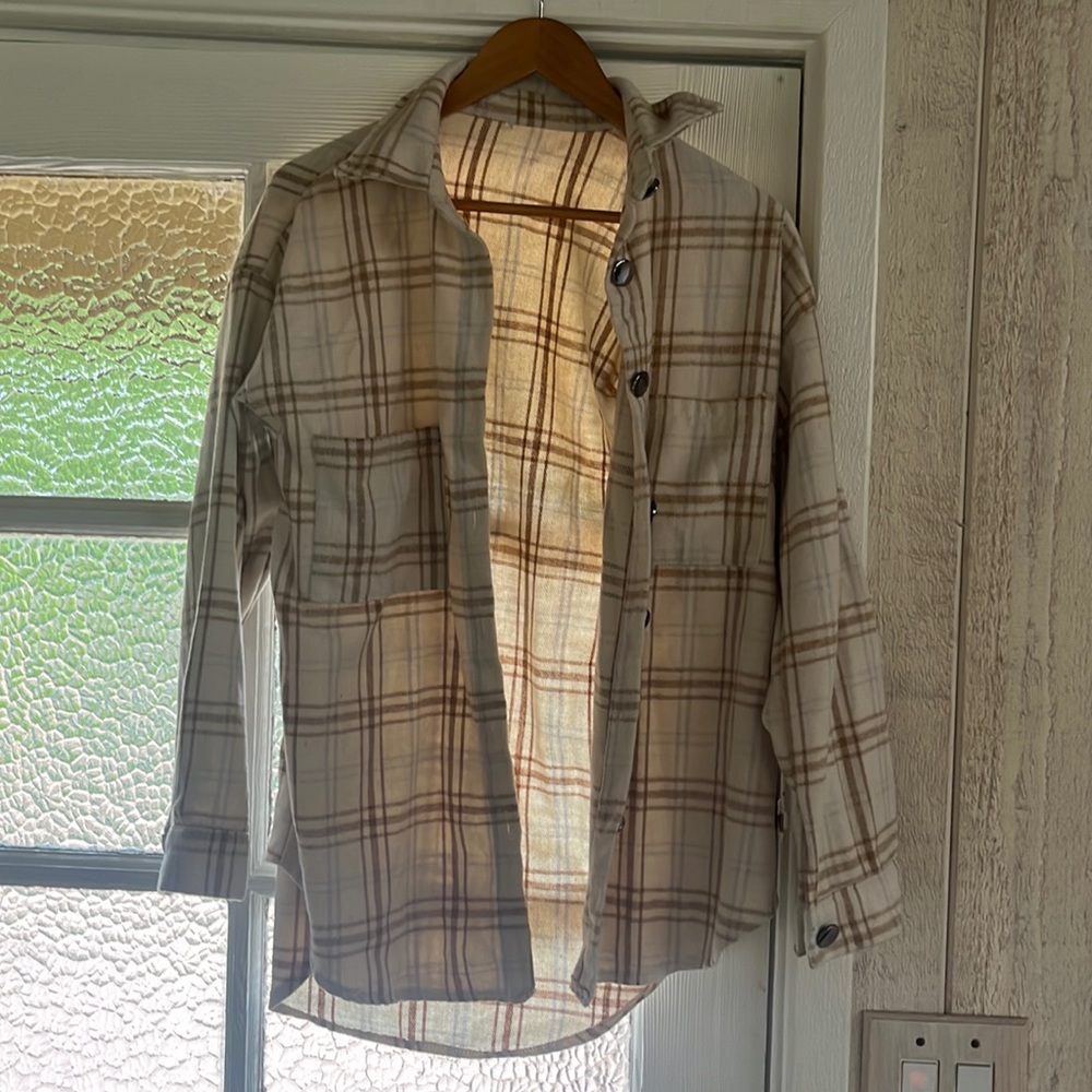Womens cream flannel, thick warm size medium